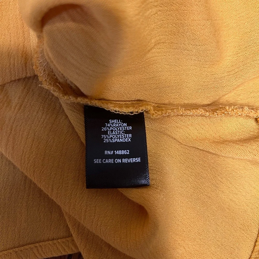 Torrid Mustard Smocked Baby Doll Top Size 1 - Picture 5 of 5